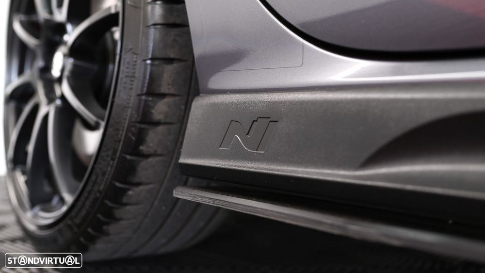 Hyundai i30 N 2.0 T-GDi Performance Pack - 17