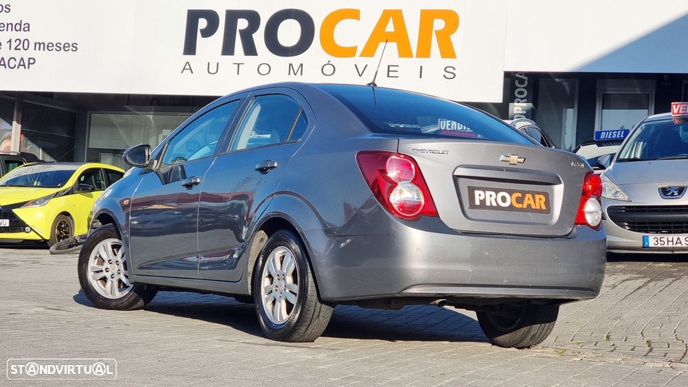 Chevrolet Aveo 1.3 VCDi LT - 21