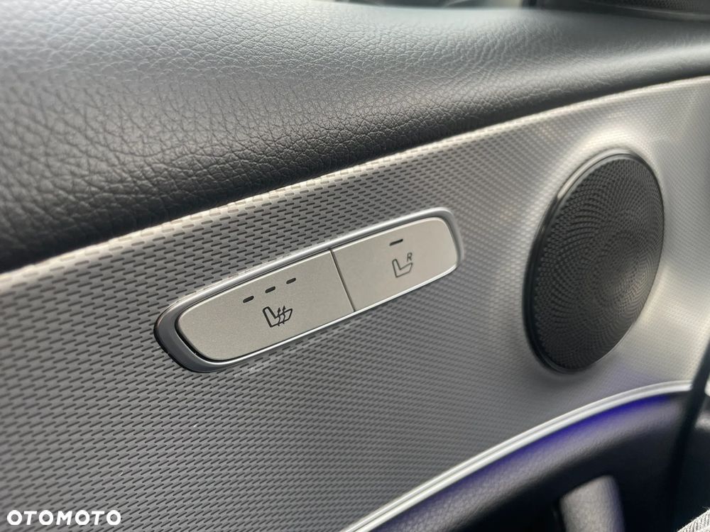 Mercedes-Benz Klasa E 220 d 9G-TRONIC Avantgarde - 32