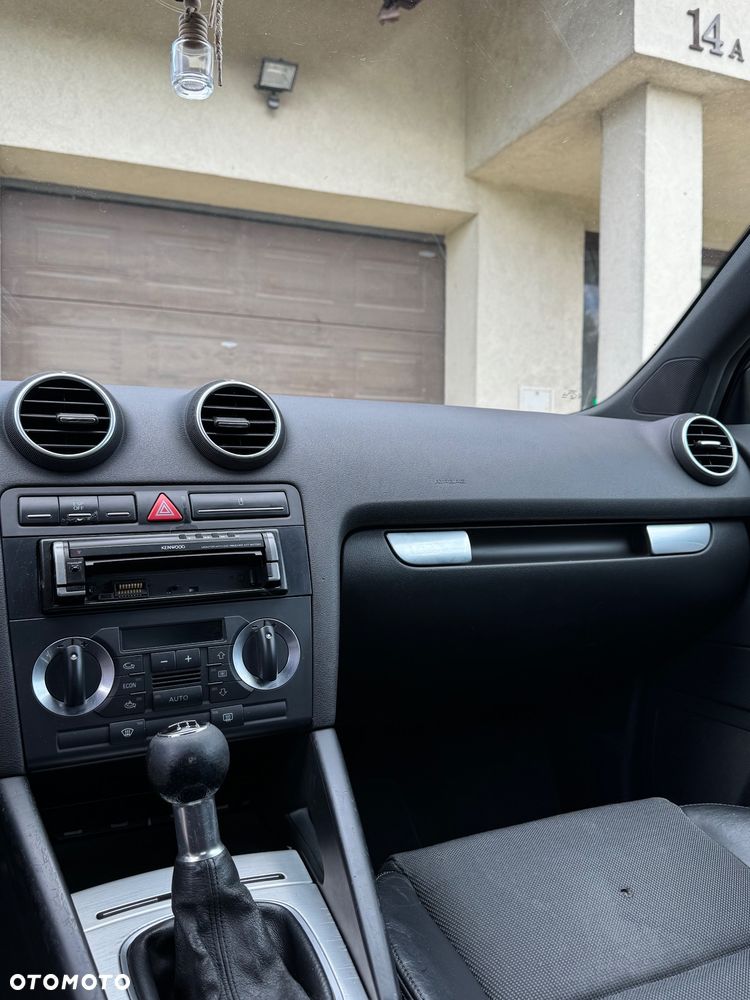 Audi A3 3-drzwiowe 2.0 TDI DPF Ambiente - 10