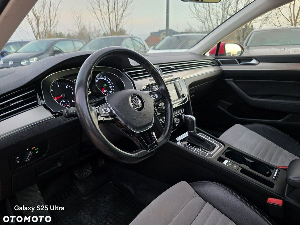Volkswagen Passat - 26