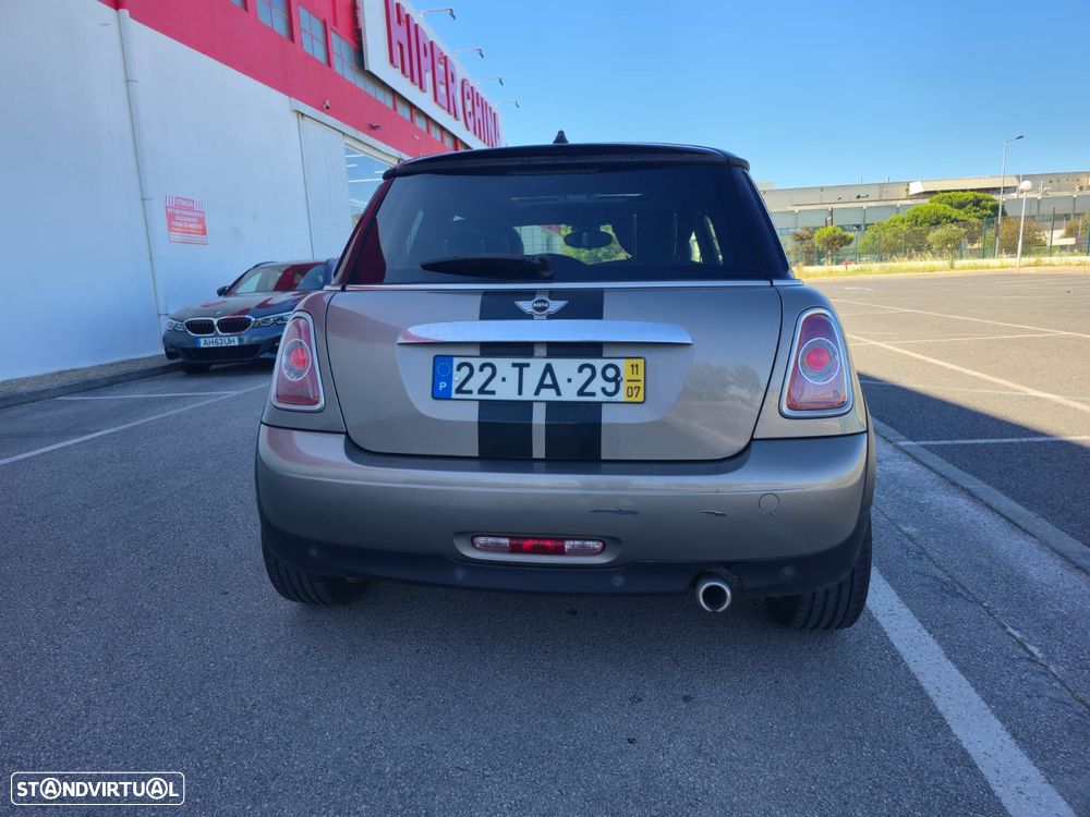 MINI 3 Portas Cooper D - 8