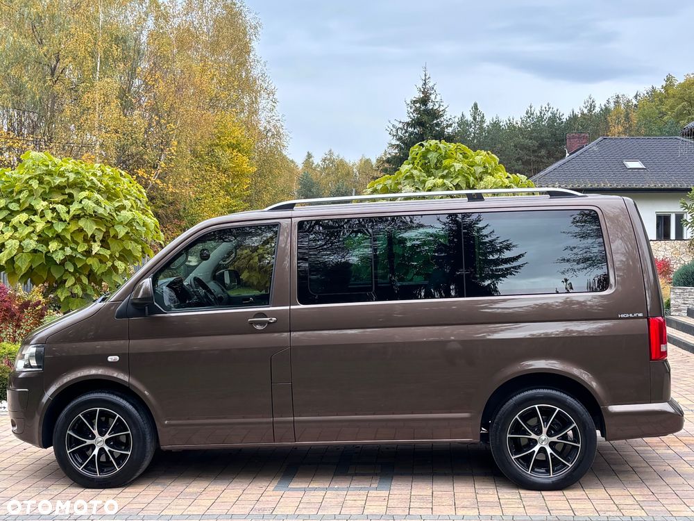 Volkswagen Caravelle - 12