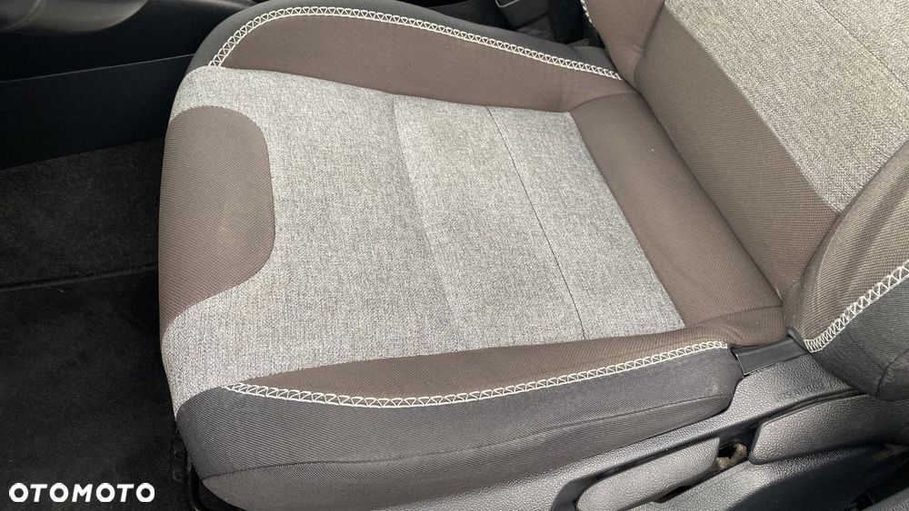 Toyota Corolla 2.0 Hybrid Trek - 16