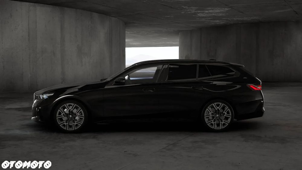 BMW Seria 5 520i mHEV M Sport - 5