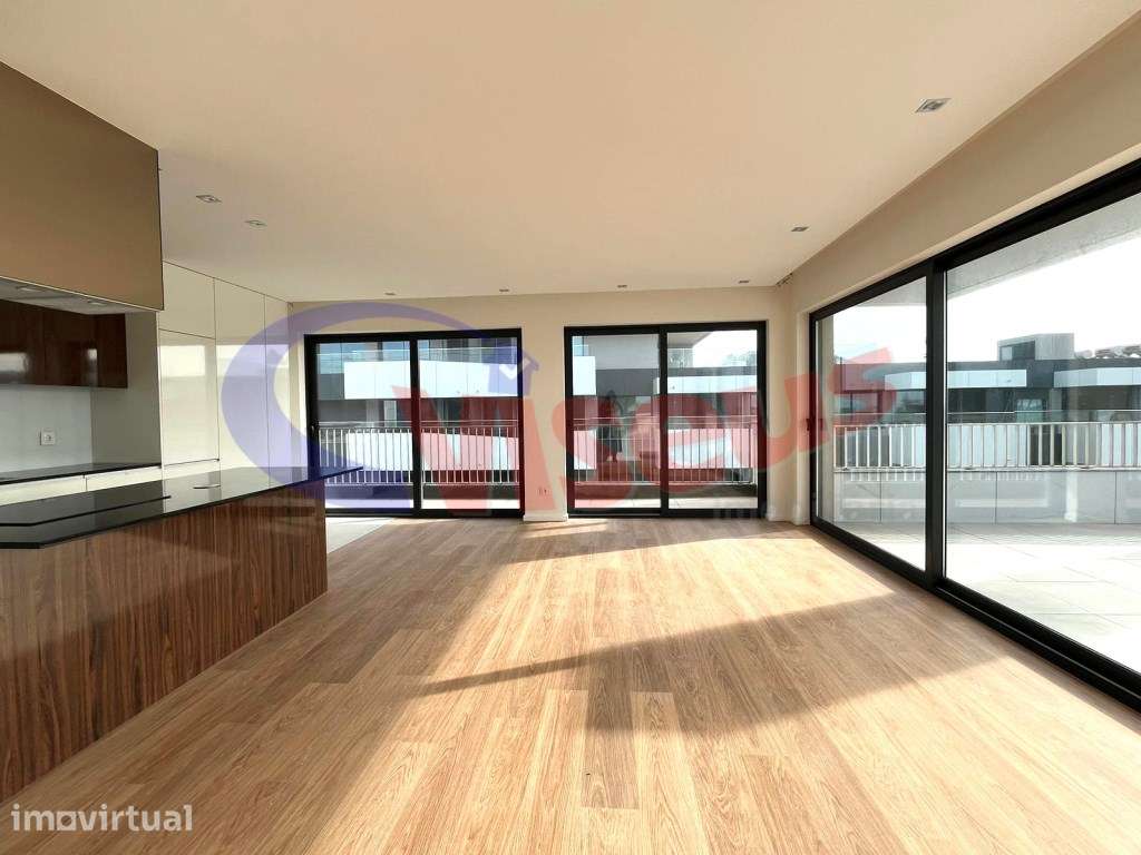 T4 Penthouse com Terraço Canidelo - Grande imagem: 2/38