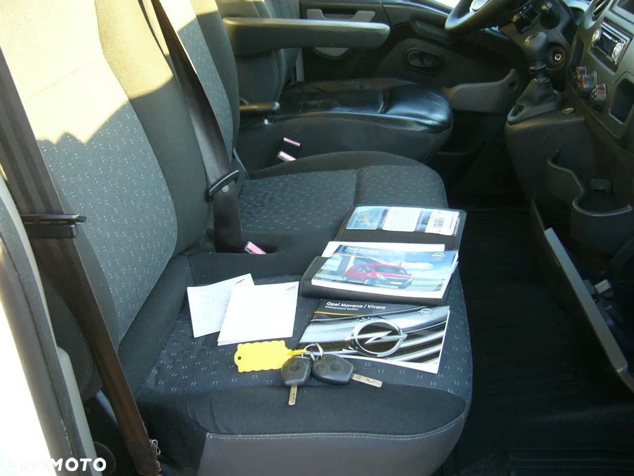 Opel Movano L2H2 2,3 dci 100Ps EURO5 - 18