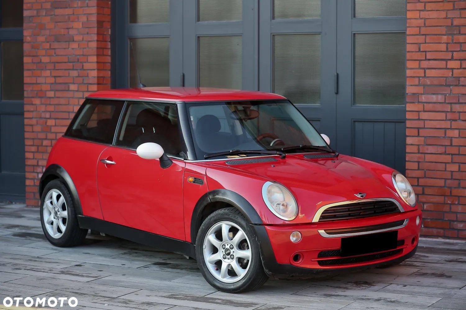MINI ONE - 1