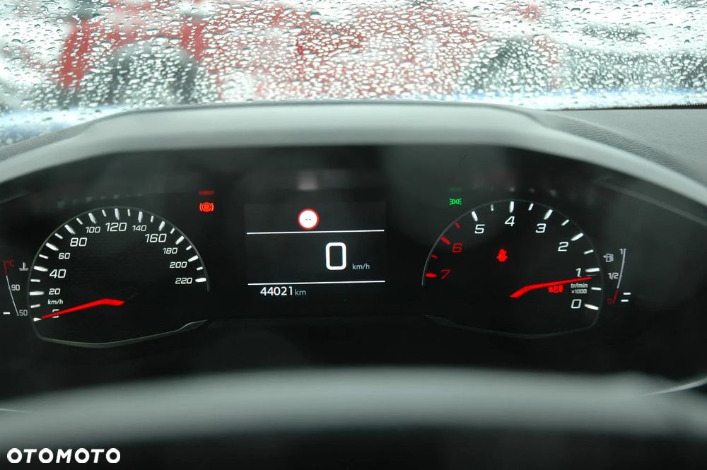 Peugeot 2008 1.2 PureTech Active Pack S&S - 12