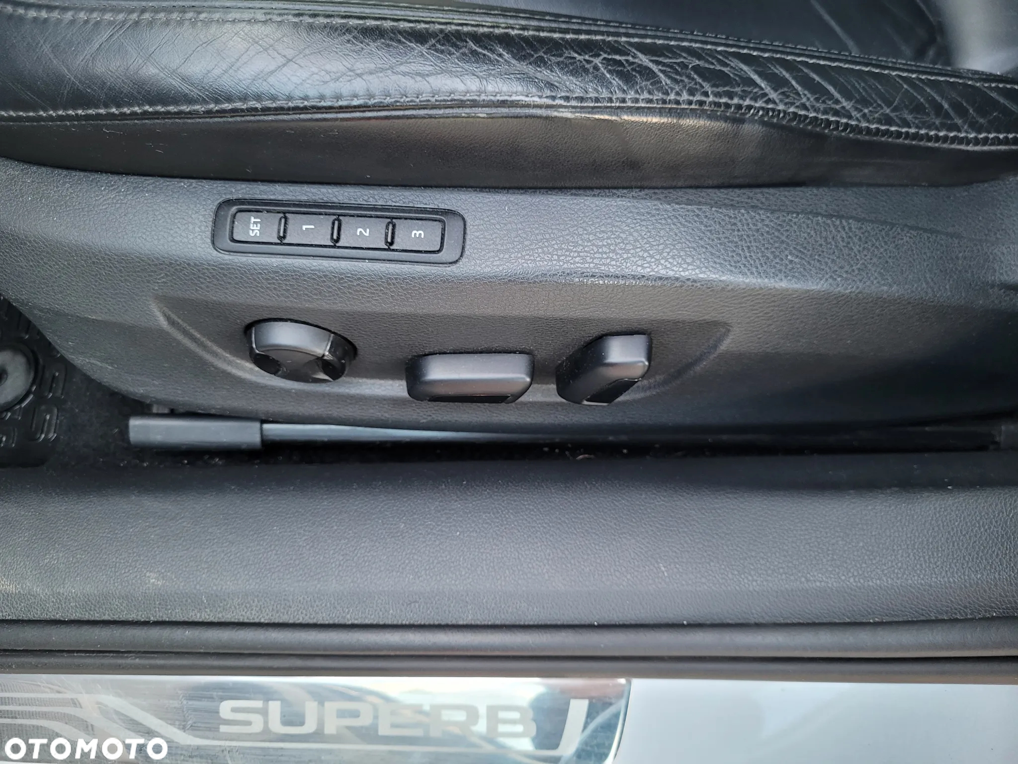 Skoda Superb 2.0 TDI 4x4 Ambition DSG - 17