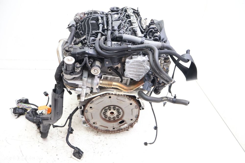 VOLVO V90 II 2.0 D4 SILNIK D4204T14 3672701 - 9