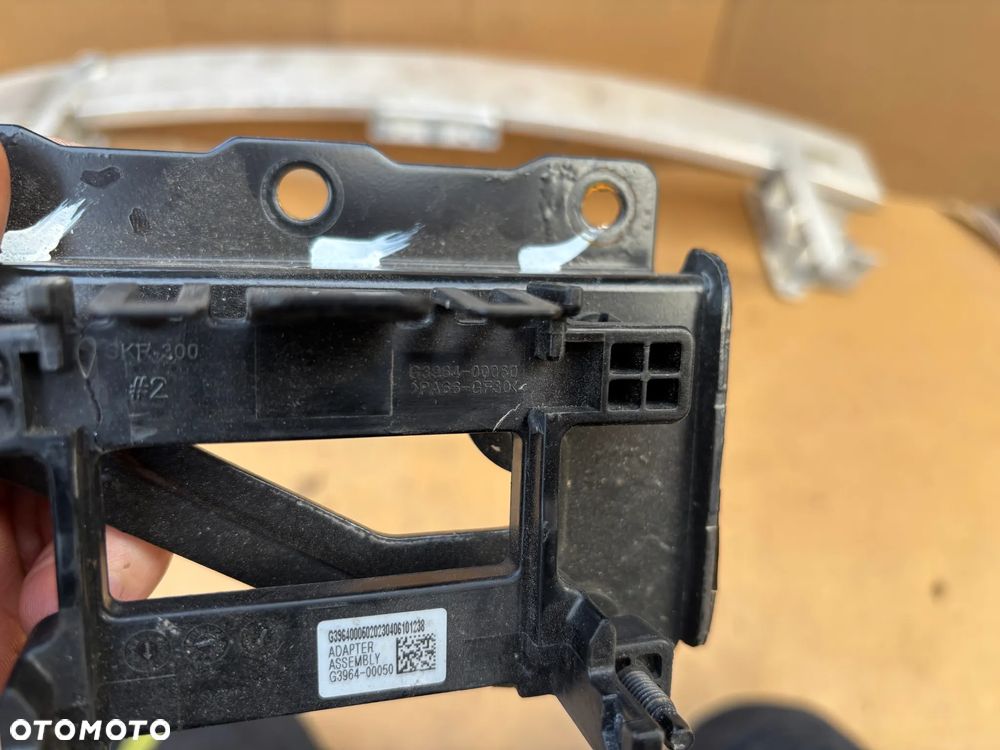 HYUNDAI KONA ELEKTRYCZNA ELEKTRYK ORYGINALNA BELKA ZDERZAKA PRZEDNIEGO PRZEDNIA ALUMINIOWA MOCOWANIE RADARU CZUJNIKA ZBLIŻENIOWEGO 86570-K4000 - 6