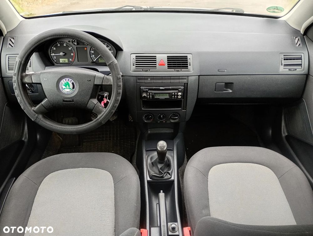 Skoda Fabia 1.2 HTP Comfort - 6
