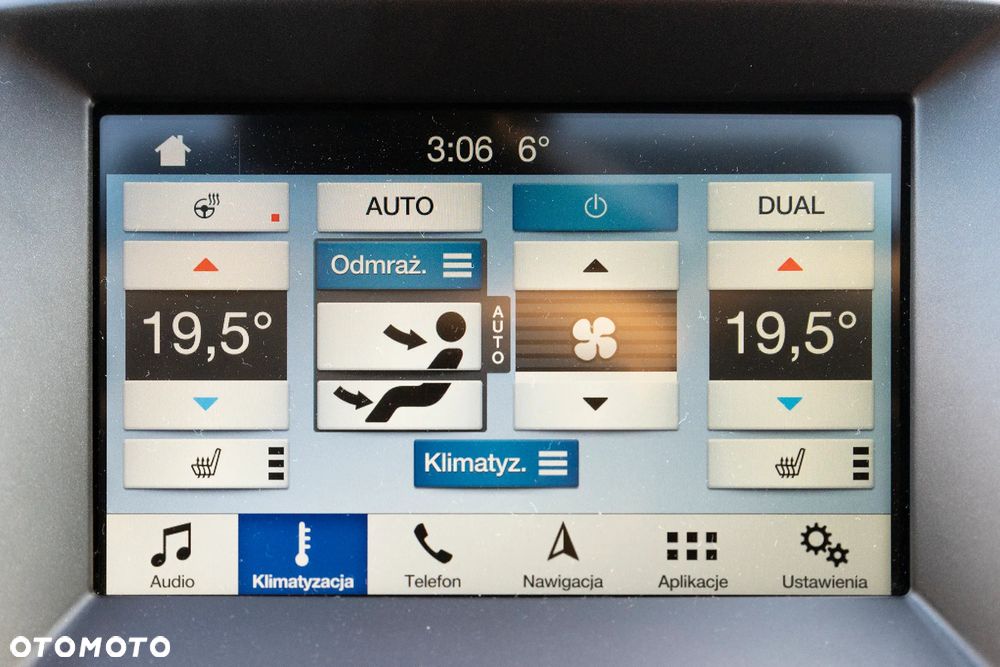 Ford S-Max 1.5 EcoBoost Titanium - 13