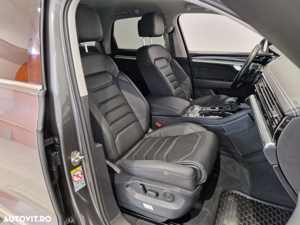 Volkswagen Touareg V6 TDI Elegance - 13