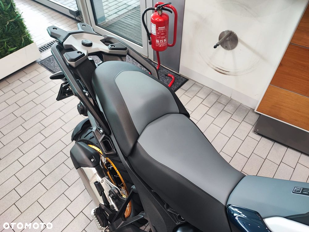 BMW R - 6
