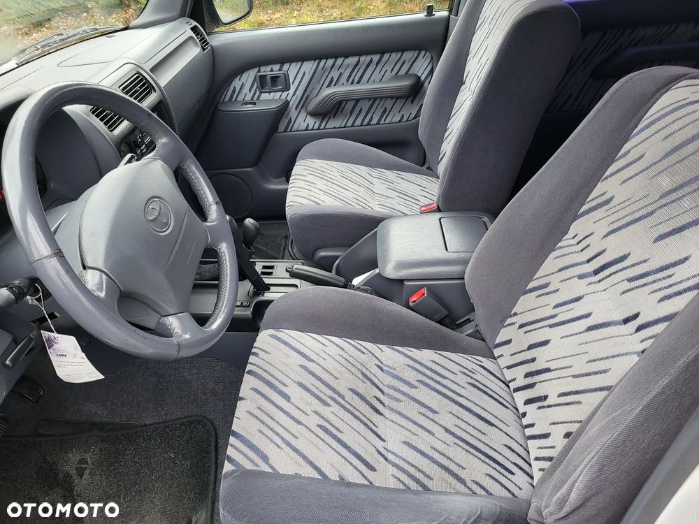 Toyota Land Cruiser - 11