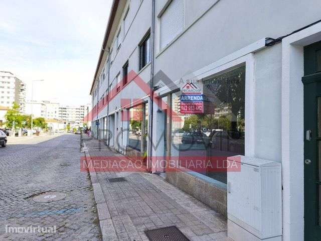 Loja Arrendamento Centro de Santo Tirso - Grande imagem: 4/12