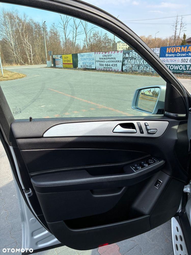 Mercedes-Benz GLE - 15