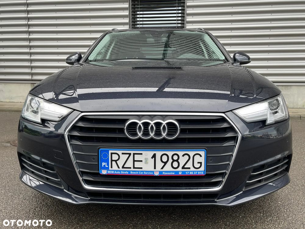 Audi A4 - 4