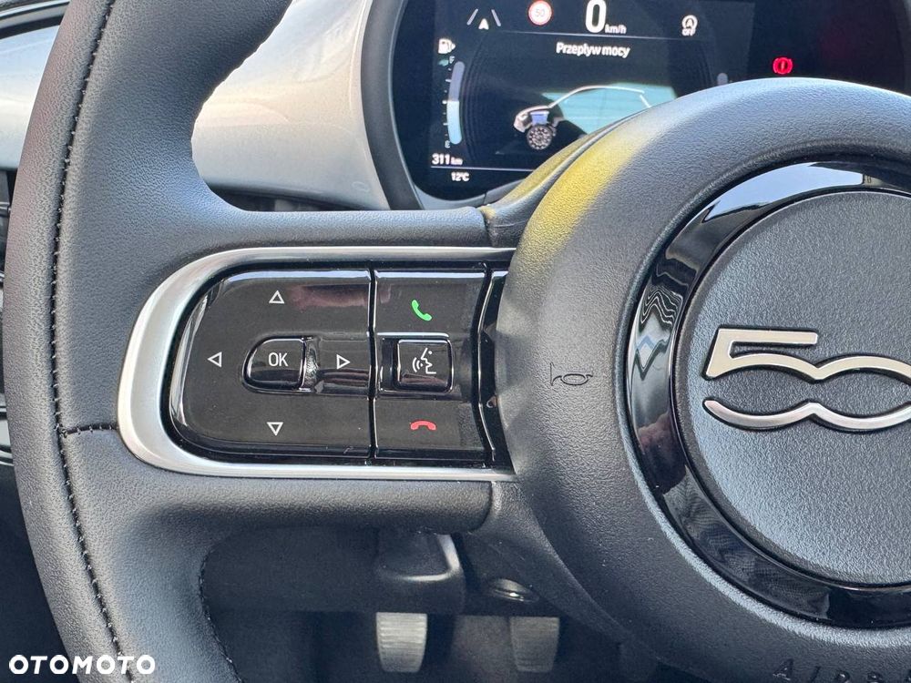 Fiat 500 1.0 Hybrid - 12