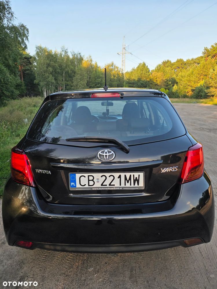 Toyota Yaris 1.0 Premium EU6 - 15