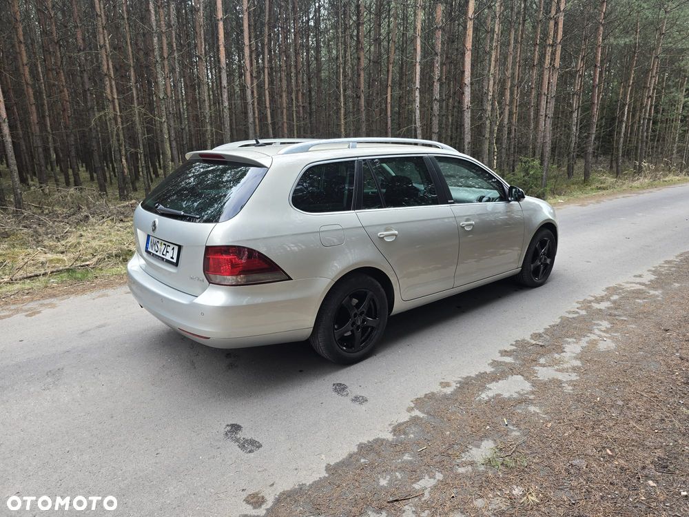 Volkswagen Golf 2.0 TDI DPF Style - 3
