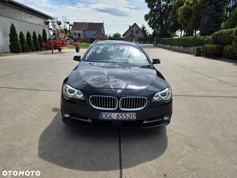 BMW Seria 5 520d xDrive - 2