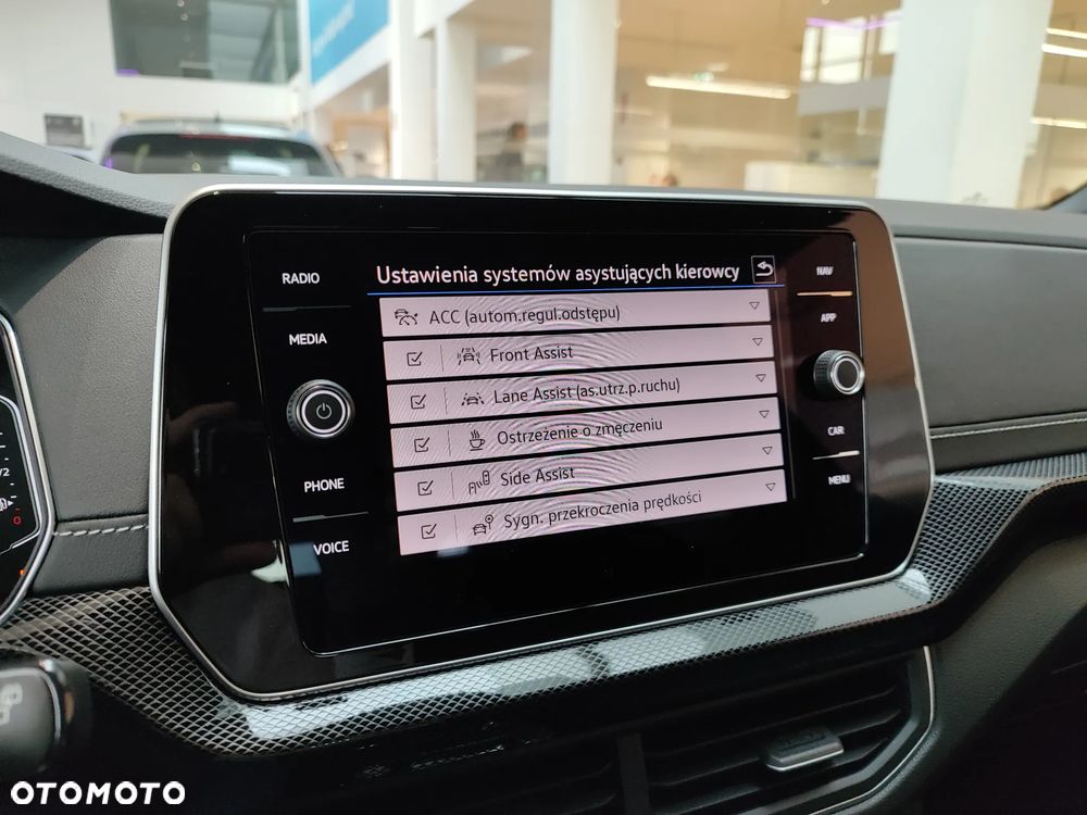 Volkswagen T-Cross - 37