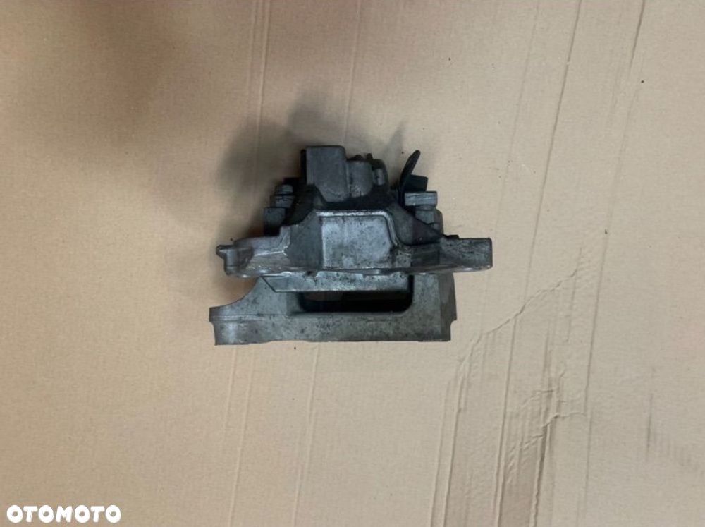 326B96 łapa poduszka silnika 2.0 hdi Peugeot 407