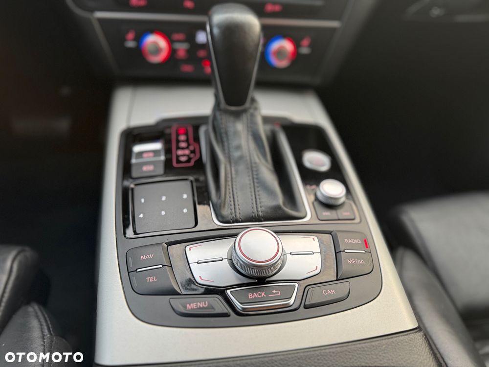 Audi A6 Avant 3.0 TDI quattro S tronic - 24