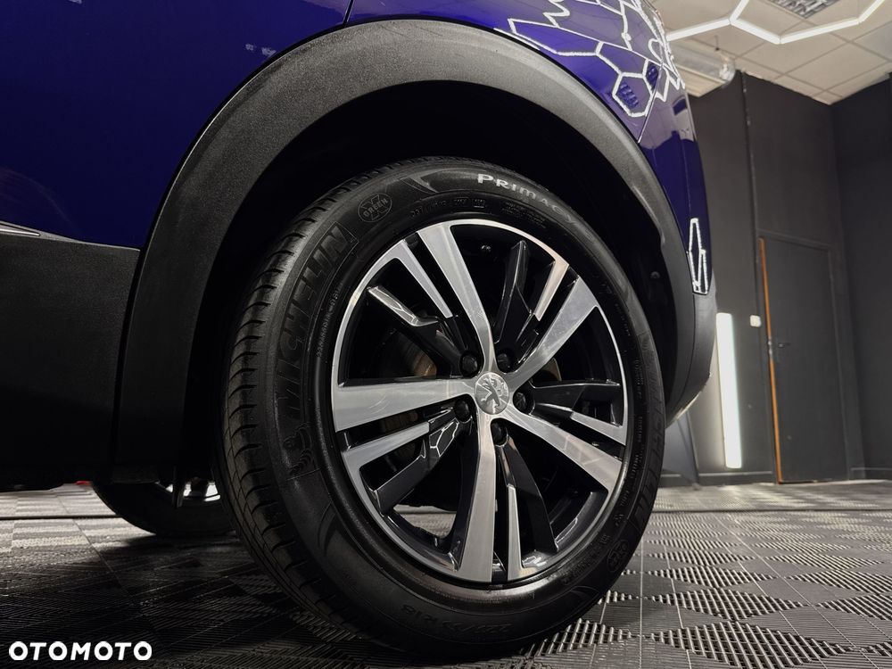 Peugeot 3008 1.6 PureTech GPF Allure S&S EAT8 - 16