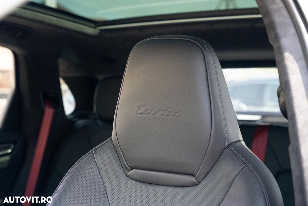 Porsche Cayenne - 31