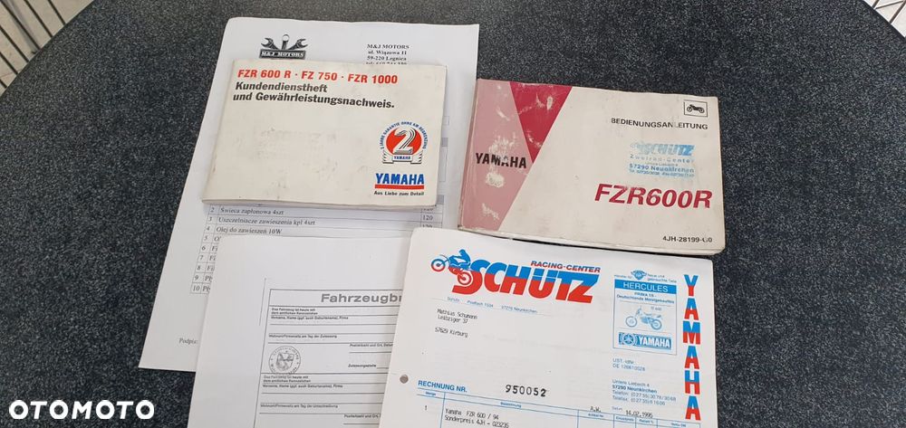 Yamaha FZR - 39