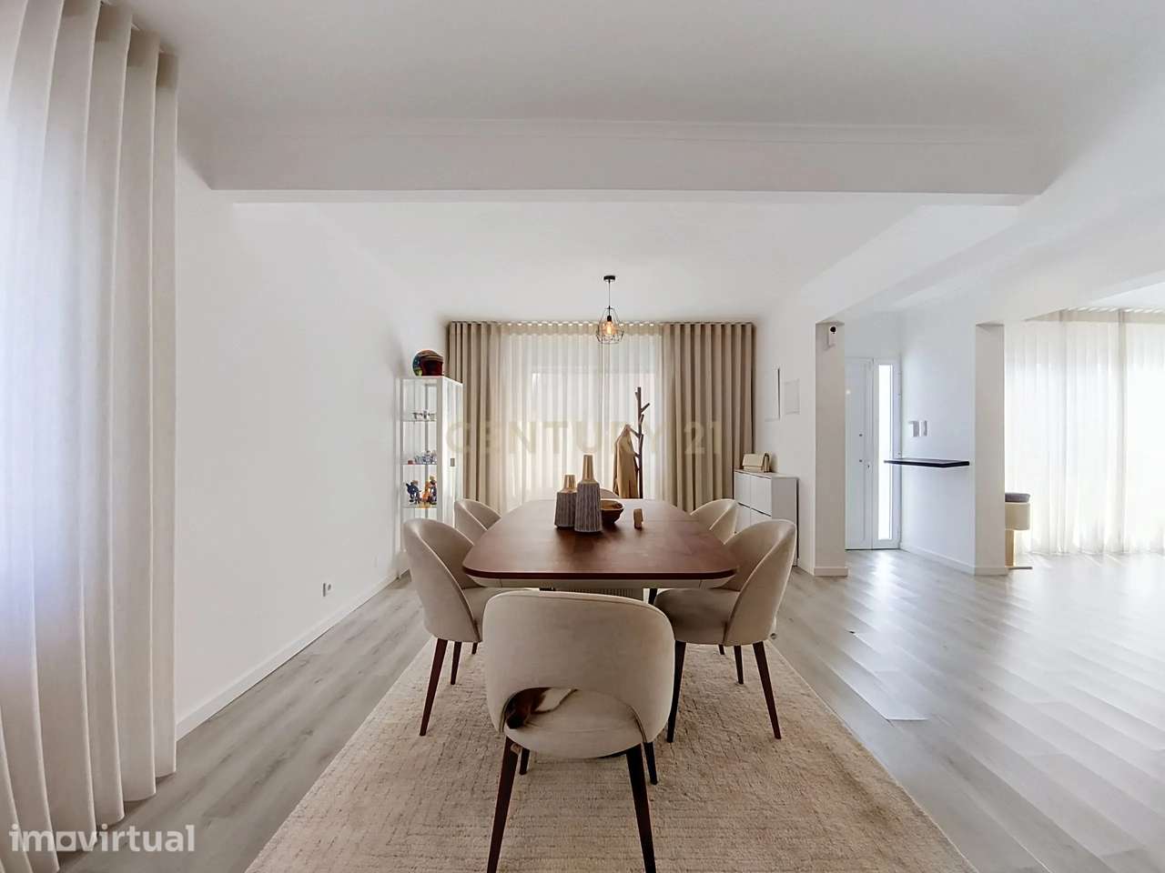 Moradia T5 Renovada com 264 m² em Nossa Senhora do Rosário – Lagoa - Grande imagem: 4/23