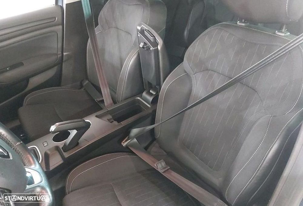 Renault Mégane Sport Tourer 1.5 Blue dCi Limited - 5