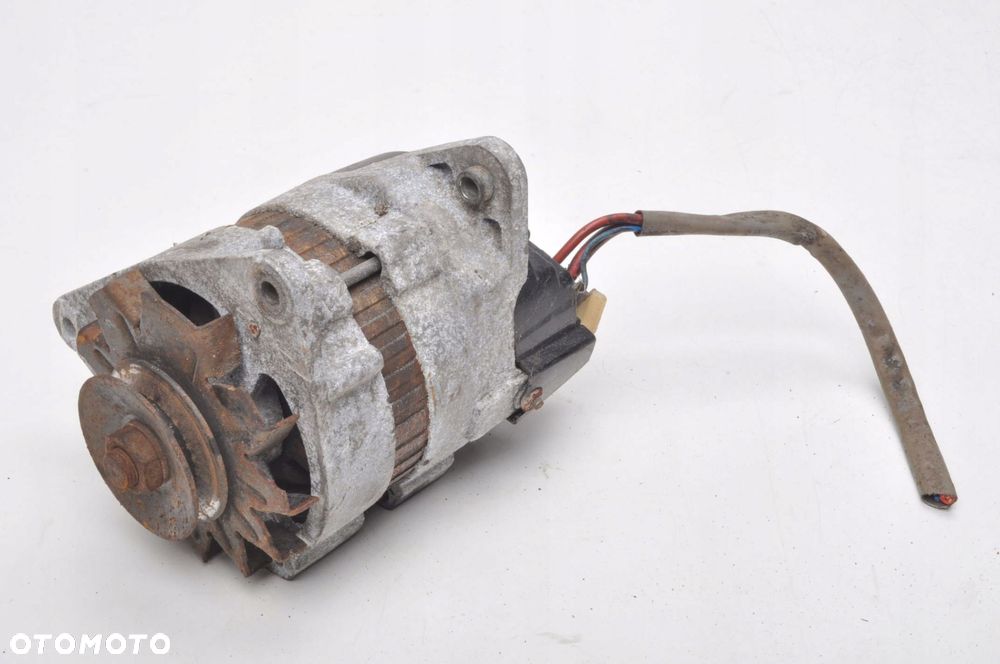 FORD GRANADA I 3.0 GXL ALTERNATOR 73R - 1