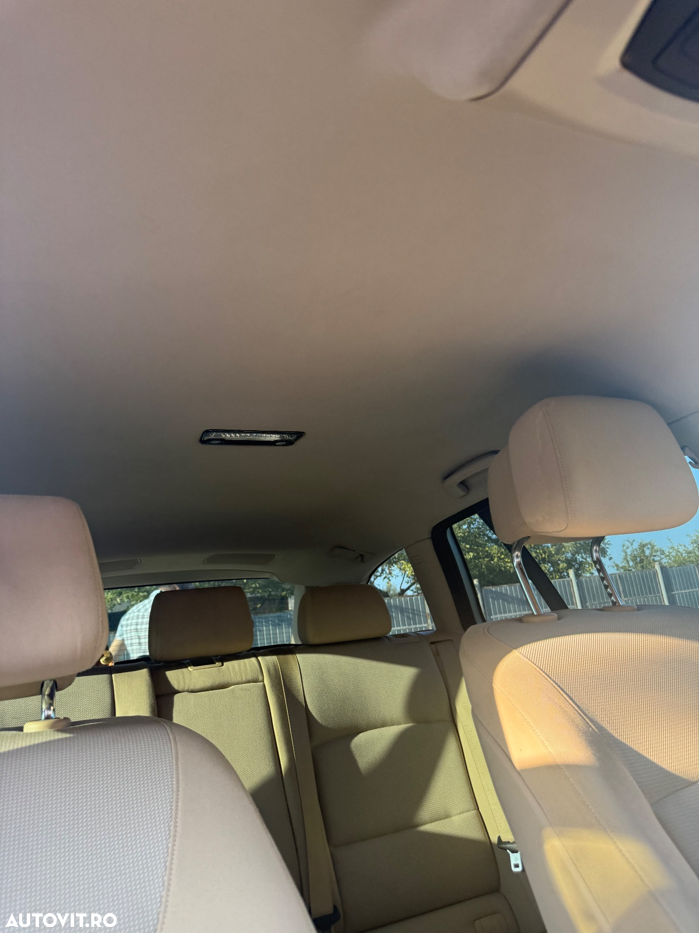 BMW Seria 5 525d xDrive Touring - 6