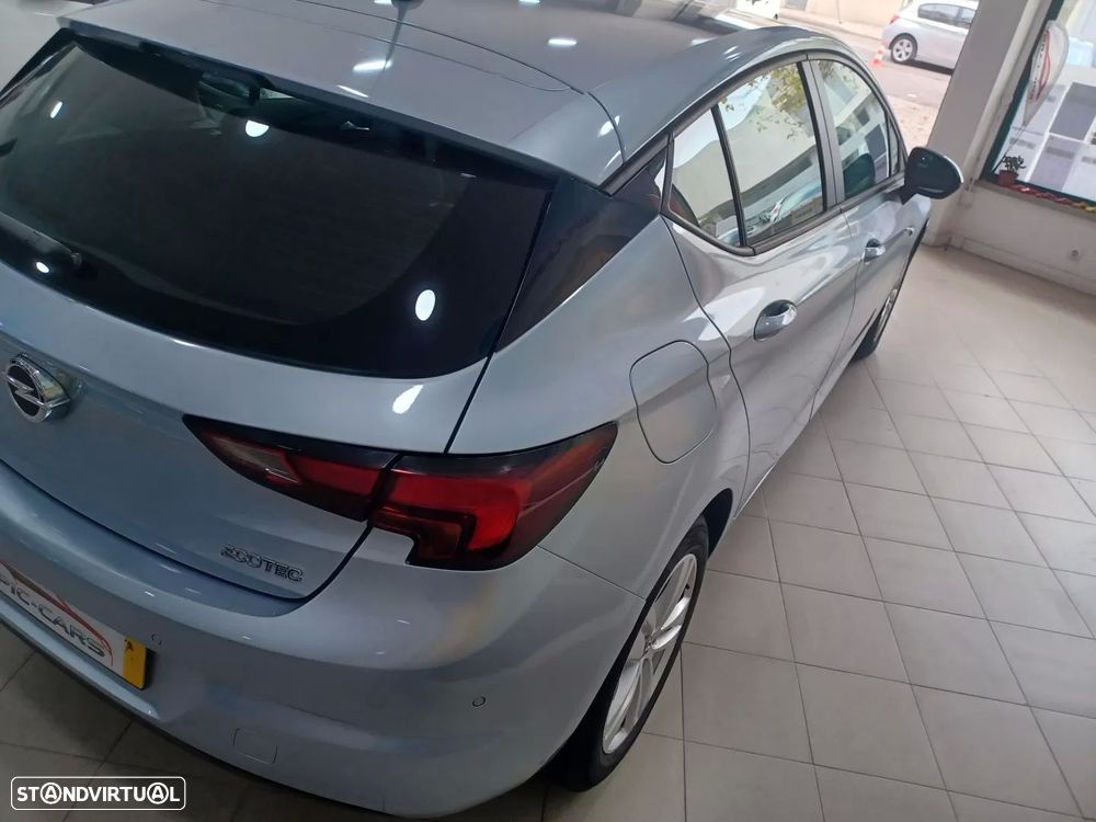 Opel Astra 1.0 Business Edition S/S - 10