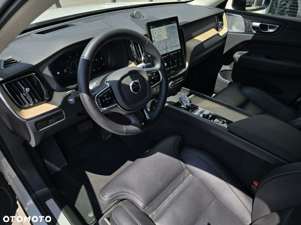 Volvo XC 60 B5 B AWD Ultra Dark - 6