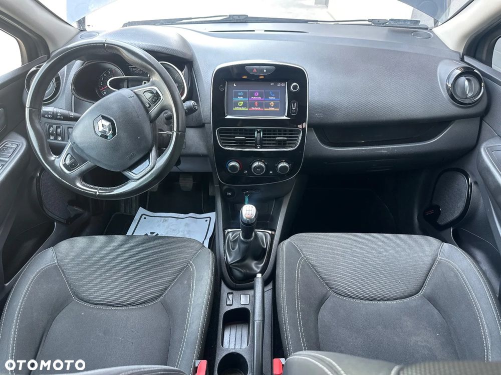 Renault Clio 1.2 16V Alize - 24