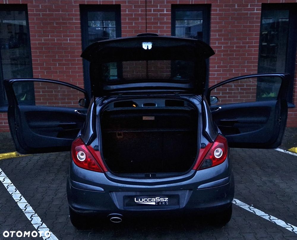 Opel Corsa 1.4 16V Satellite - 14