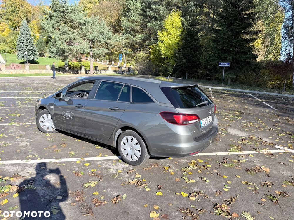 Opel Astra 2019 photo 3