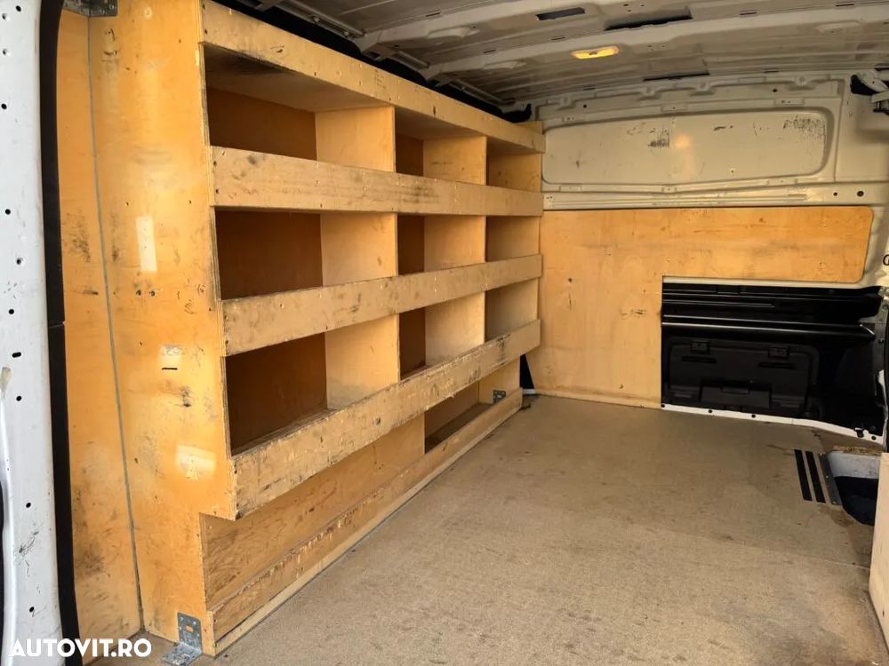 Renault Trafic GRAND CONFORT 1.6 dci 95 CP - 11