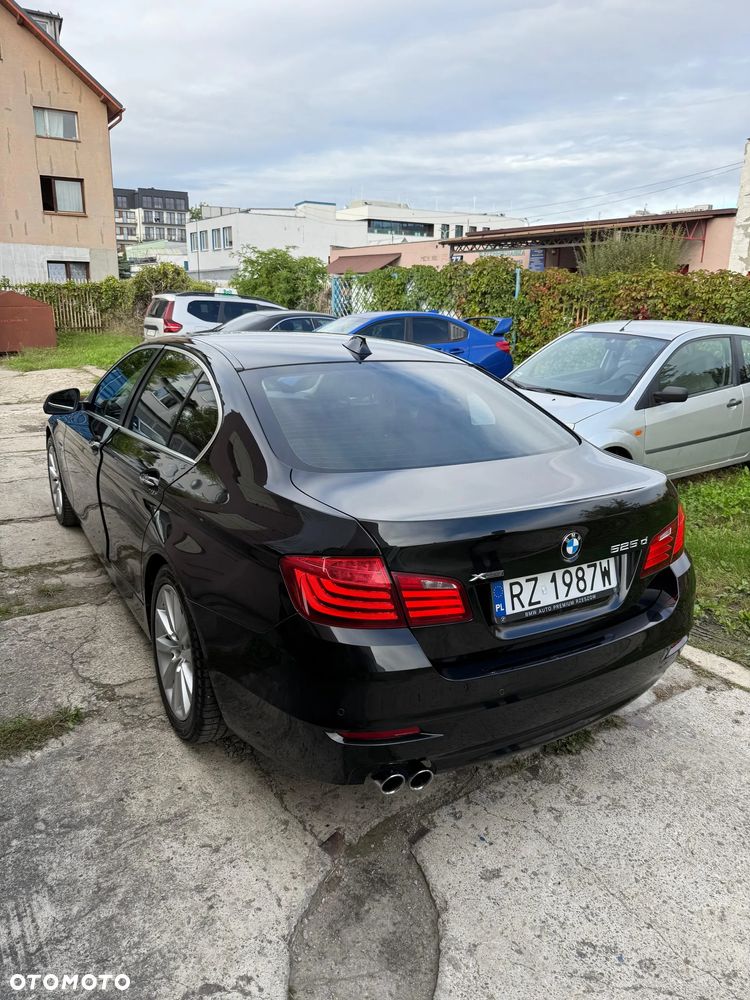 BMW Seria 5 525d xDrive - 3