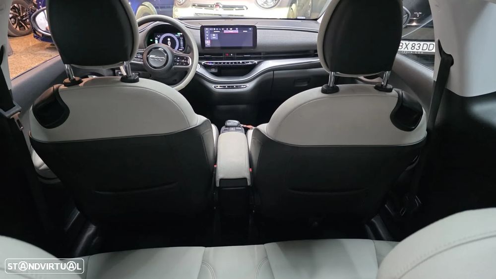 Fiat 500e La Prima - 24