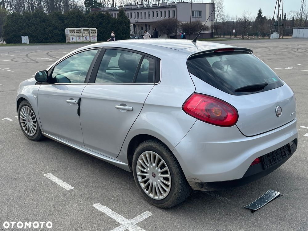 Fiat Bravo 1.4 T-JET 16V Dynamic - 4