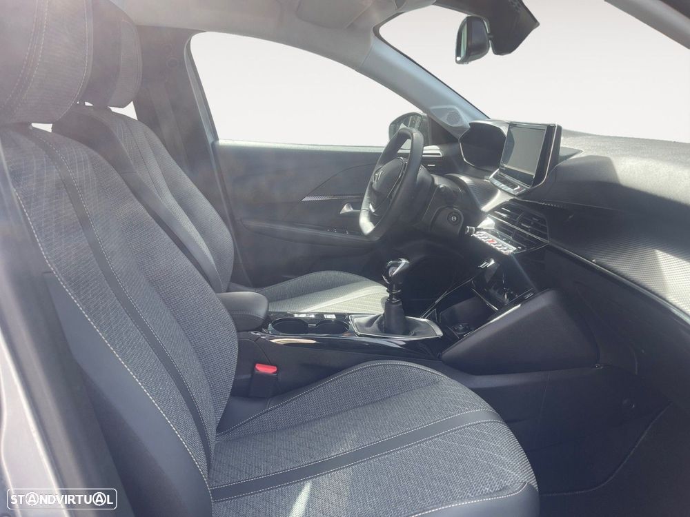 Peugeot 208 1.2 PureTech Allure - 15