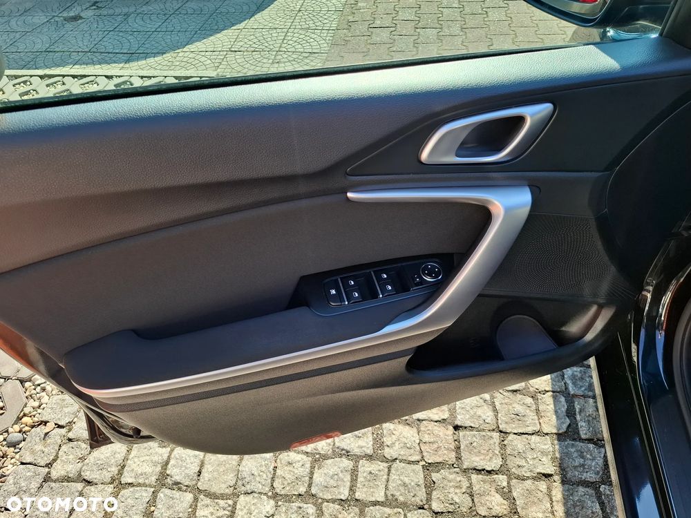 Kia Ceed 1.5 T-GDI M - 33