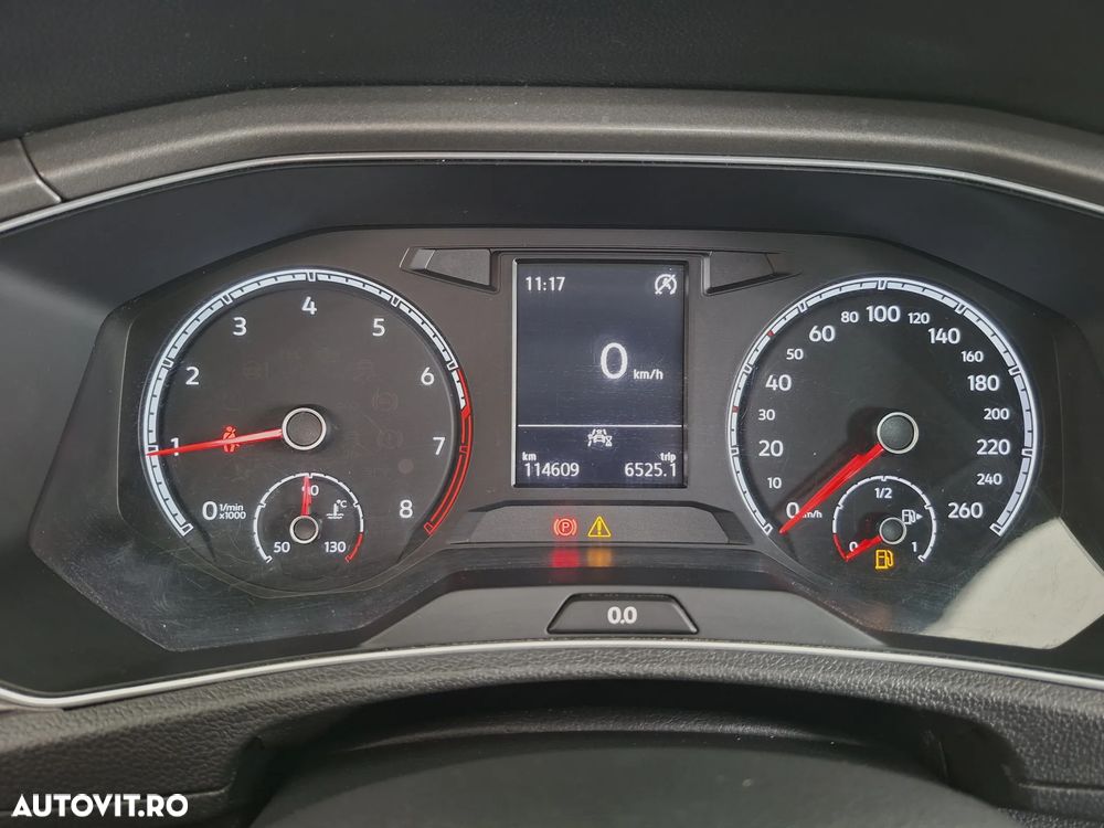 Volkswagen T-ROC 1.0 TSI Design - 11
